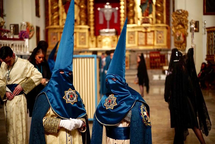 La lluvia olbigó a la Alhambra a quedarse en su templo