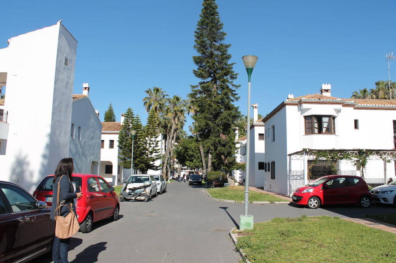 Almuñécar es uno de los pocos pueblos que cuenta con viviendas de alquiler social (entre 77 y 110 euros) para sus mayores