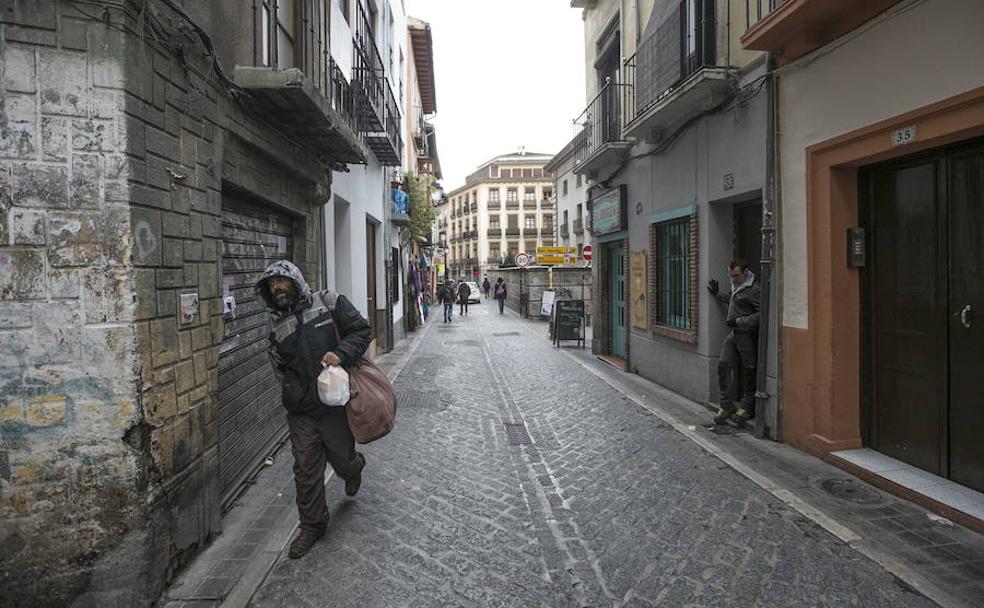 Robos, peleas, prostitución, tráfico de droga y asesinatos en pleno Centro de Granada