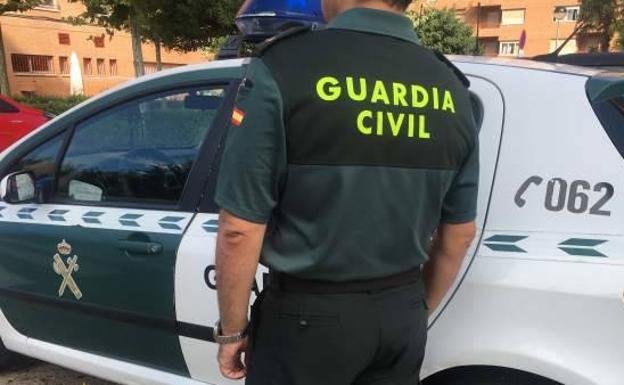 La Guardia Civil detiene al presunto autor de un robo en una vivienda en Níjar y recupera lo sustraído