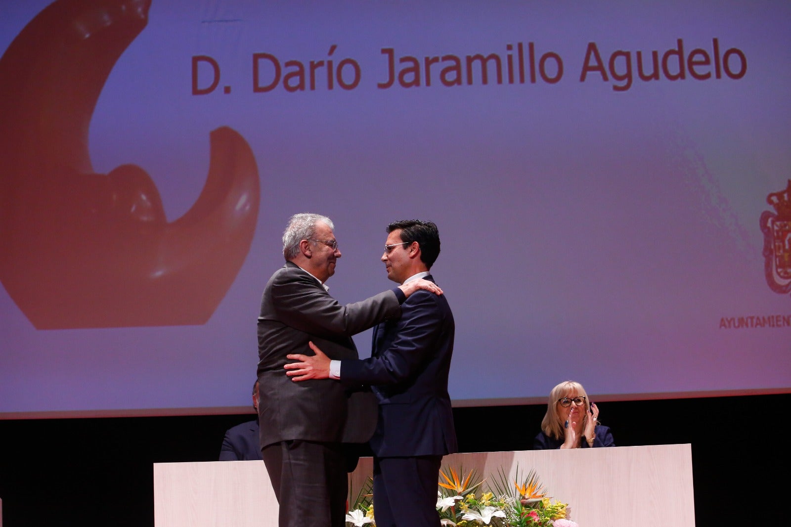 El acto de entrega de la décimo quinta edición del Premio Internacional de Poesía García Lorca sirve de homenaje al autor de Antioquía. 