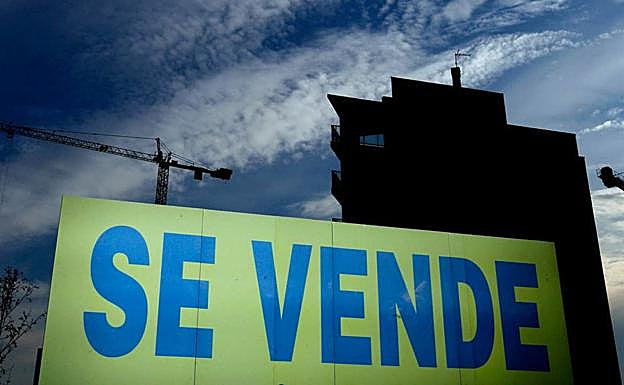 El Estado pone a la venta en Granada inmuebles por valor de 2 millones de euros