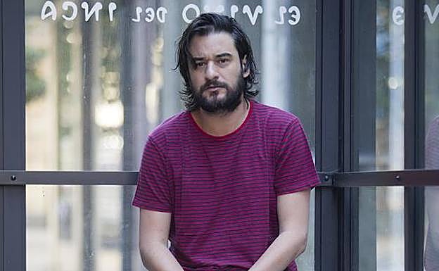 Imagen principal - Manuel Jabois, Ian Gibson y Christina Rosenvinge.