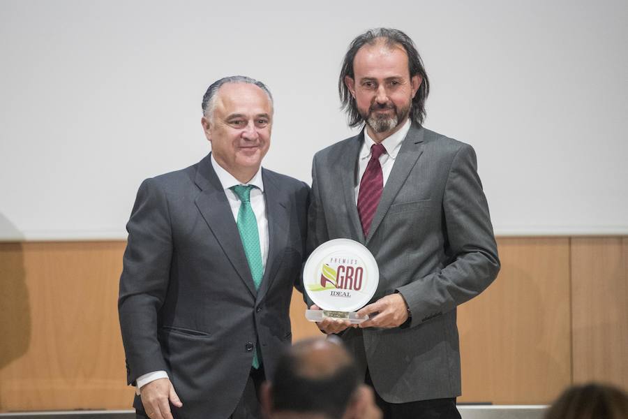 La Cámara de Comercio ha sido la sede de esta gala en la que se reconoce a empresas, colectivos y personas vinculadas a la agricultura y la ganadería de la provincia