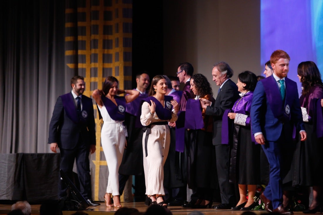 La facultad de Farmacia celebra su graduación 