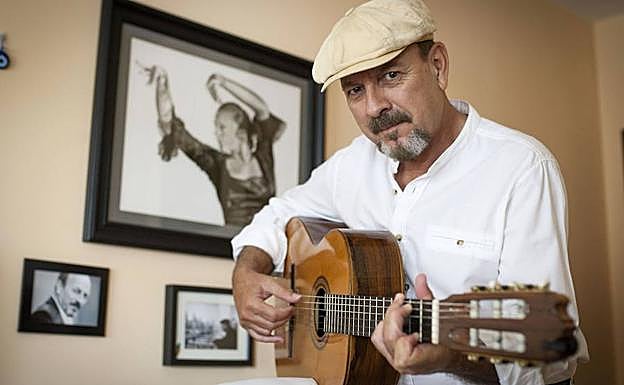 Ruibal, en Granada: «La longevidad es mental: hay viejos de veinte años y adolescentes de noventa»