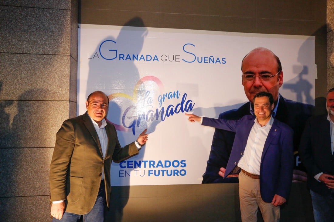 El líder del PP local vino acompañado de 