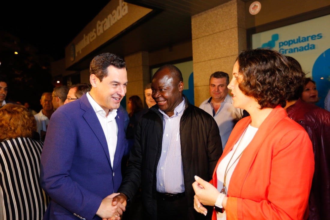 El líder del PP local vino acompañado de 