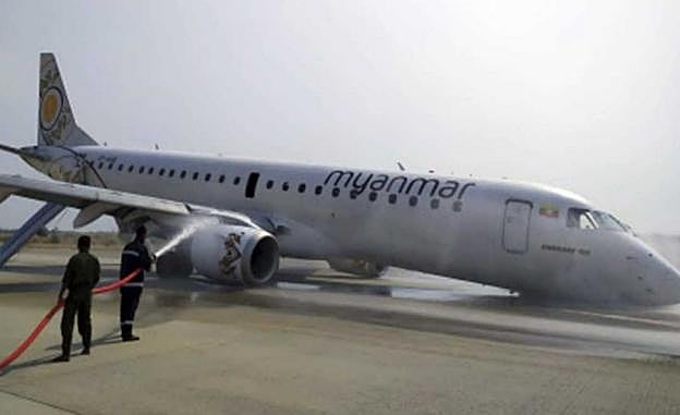 Un piloto salva a 89 personas al aterrizar de forma magistral sin ruedas