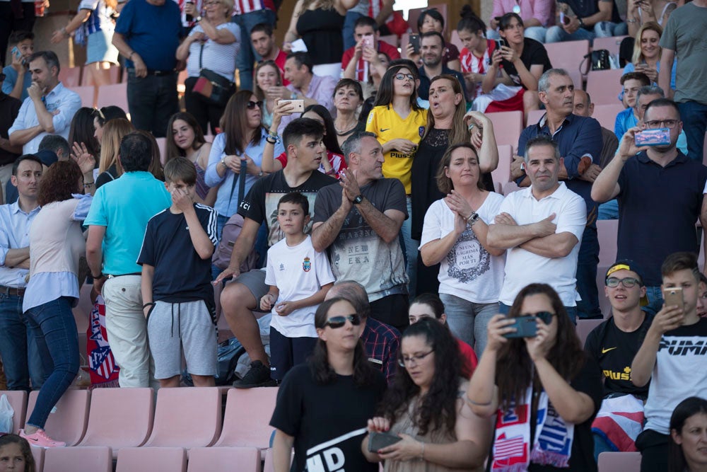 ¿Estuviste en el partido del final de la Copa de la Reina? Búscate en las gradas