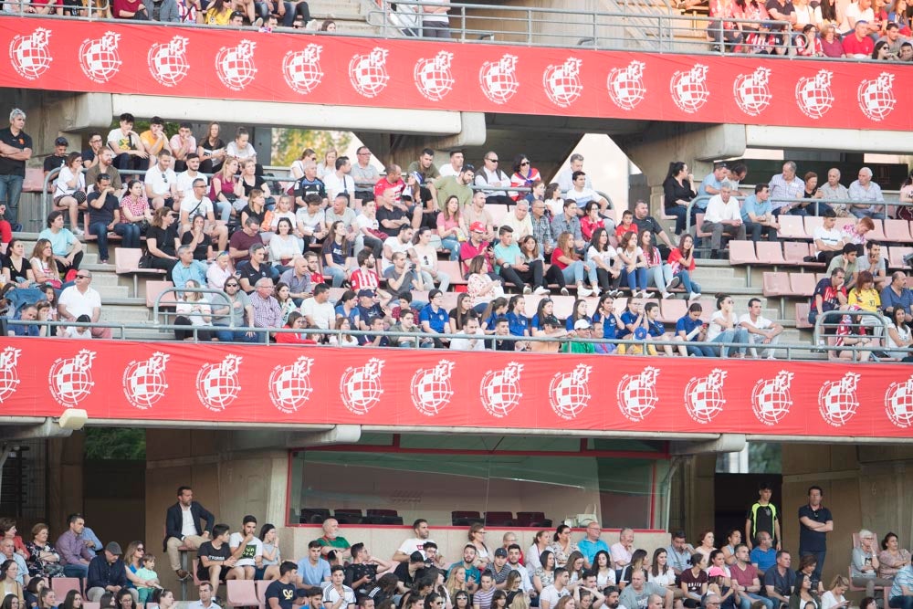 ¿Estuviste en el partido del final de la Copa de la Reina? Búscate en las gradas