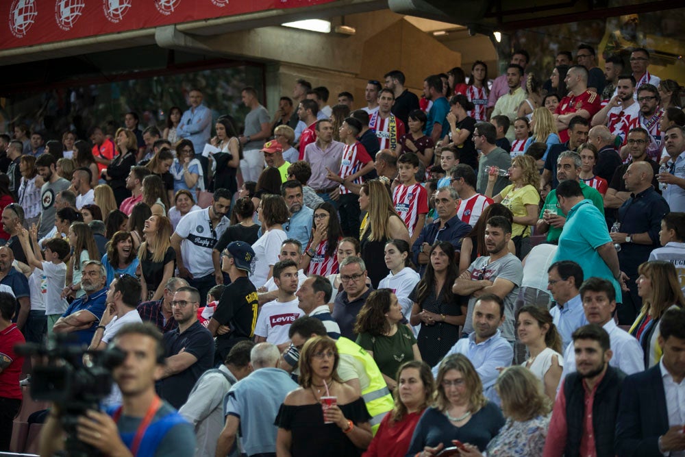 ¿Estuviste en el partido del final de la Copa de la Reina? Búscate en las gradas