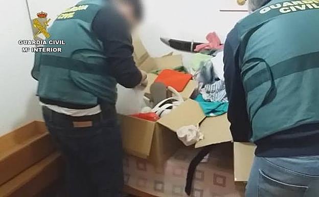 Objetos recuperados en la operación de la Guardia Civil, en Toledo.
