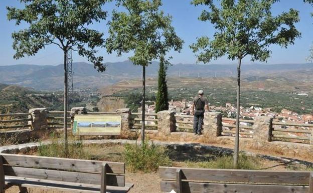 Seis razones para enamorarte de Nigüelas, el mirador del Valle de Lecrín