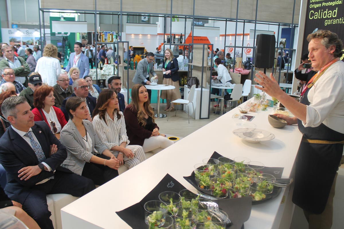 Gran ambiente en la feria expoliva durante su tercera jornada