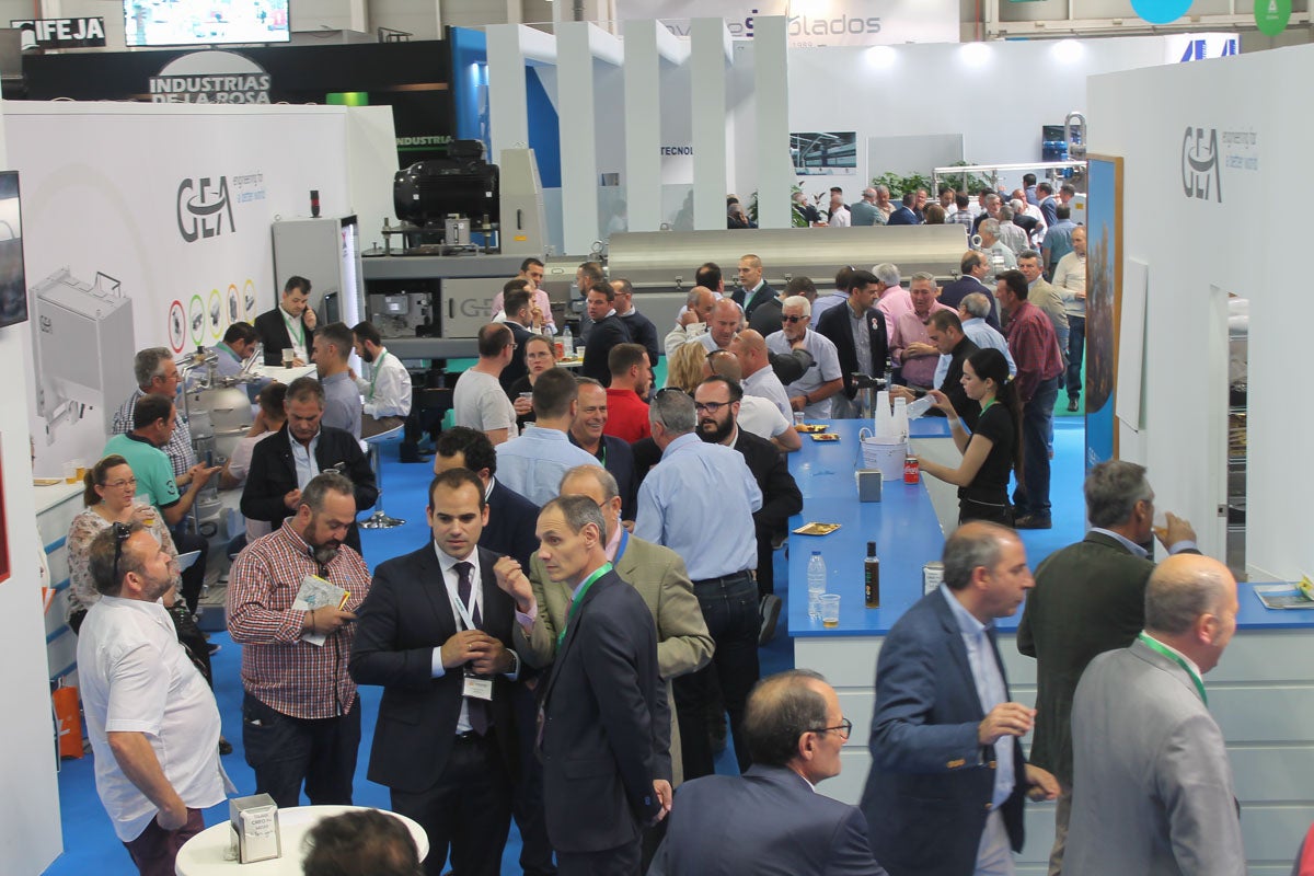 Gran ambiente en la feria expoliva durante su tercera jornada