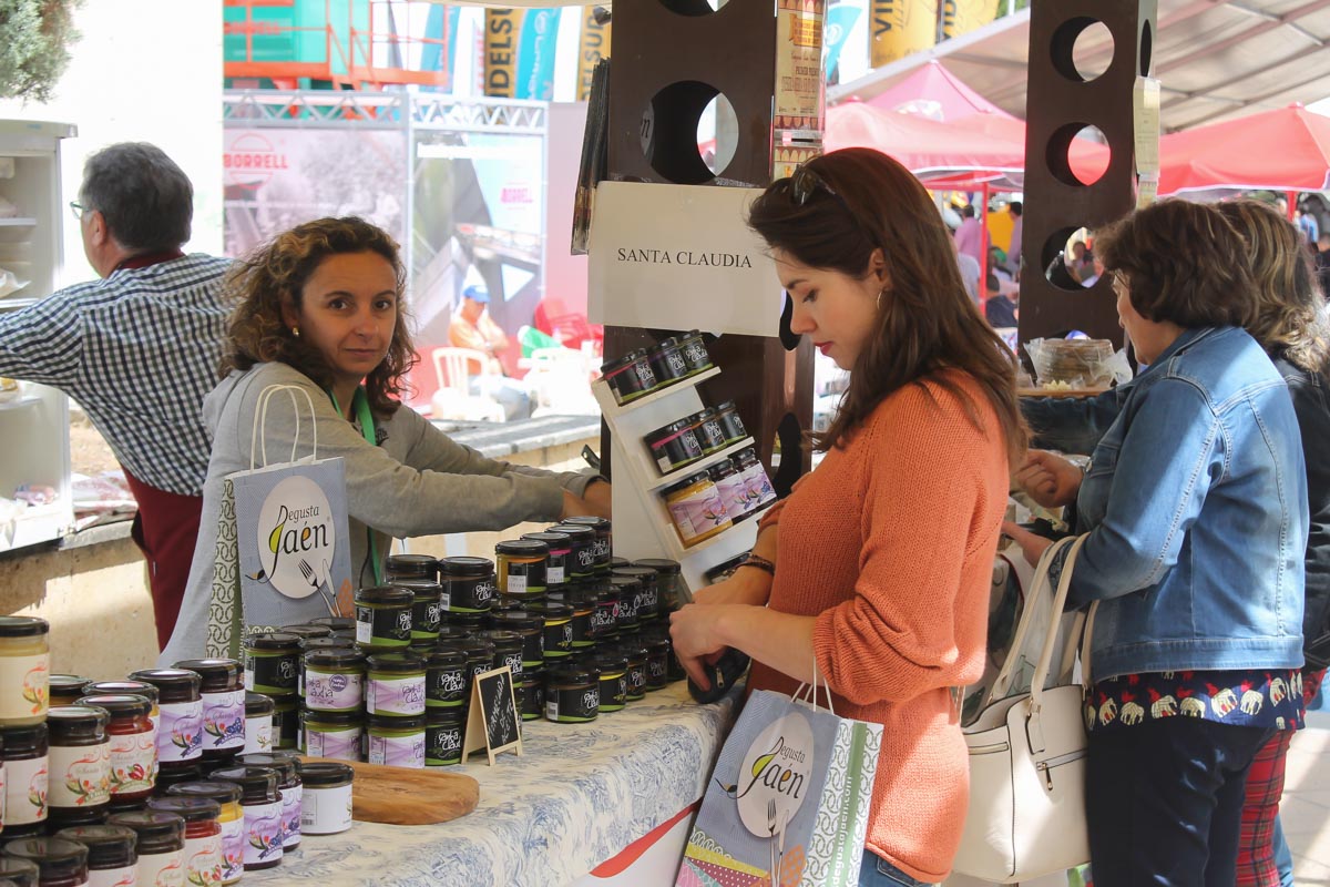 Gran ambiente en la feria expoliva durante su tercera jornada