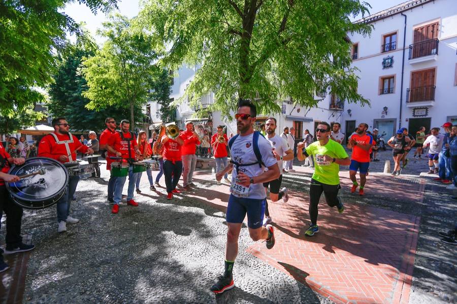 Un total de 13.1 kilómetros, dos menos que la pasada edición, y un desnivel acumulado de 207 metros de auténtica belleza por los barrios del Albaicín y el Sacromonte, dejando la Alhambra a la espalda, sin dejar de recorrer también los espacios más emblemáticos de la capital