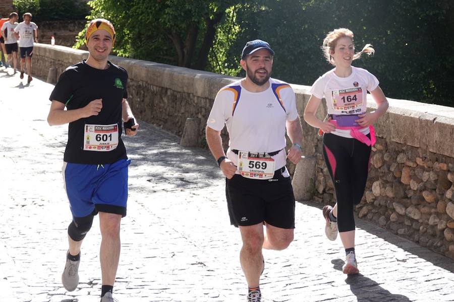 Un total de 13.1 kilómetros, dos menos que la pasada edición, y un desnivel acumulado de 207 metros de auténtica belleza por los barrios del Albaicín y el Sacromonte, dejando la Alhambra a la espalda, sin dejar de recorrer también los espacios más emblemáticos de la capital