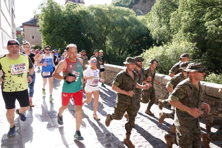 Un total de 13.1 kilómetros, dos menos que la pasada edición, y un desnivel acumulado de 207 metros de auténtica belleza por los barrios del Albaicín y el Sacromonte, dejando la Alhambra a la espalda, sin dejar de recorrer también los espacios más emblemáticos de la capital