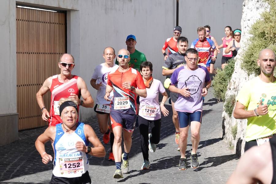 Un total de 13.1 kilómetros, dos menos que la pasada edición, y un desnivel acumulado de 207 metros de auténtica belleza por los barrios del Albaicín y el Sacromonte, dejando la Alhambra a la espalda, sin dejar de recorrer también los espacios más emblemáticos de la capital