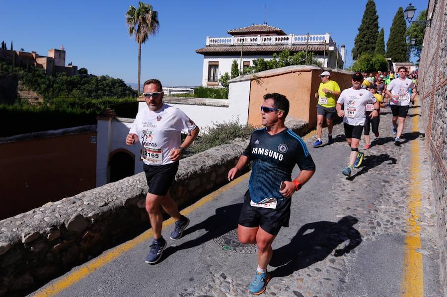 Un total de 13.1 kilómetros, dos menos que la pasada edición, y un desnivel acumulado de 207 metros de auténtica belleza por los barrios del Albaicín y el Sacromonte, dejando la Alhambra a la espalda, sin dejar de recorrer también los espacios más emblemáticos de la capital