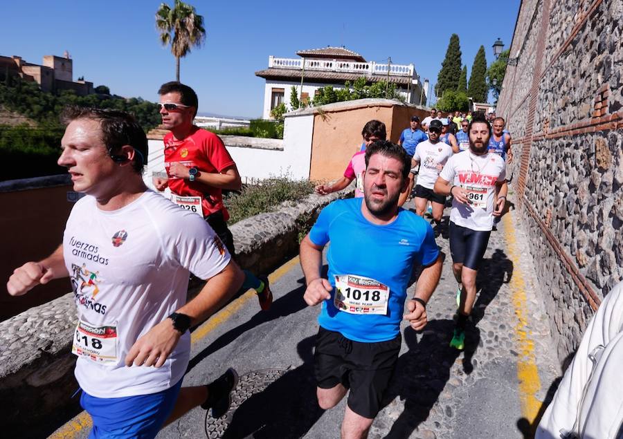 Un total de 13.1 kilómetros, dos menos que la pasada edición, y un desnivel acumulado de 207 metros de auténtica belleza por los barrios del Albaicín y el Sacromonte, dejando la Alhambra a la espalda, sin dejar de recorrer también los espacios más emblemáticos de la capital