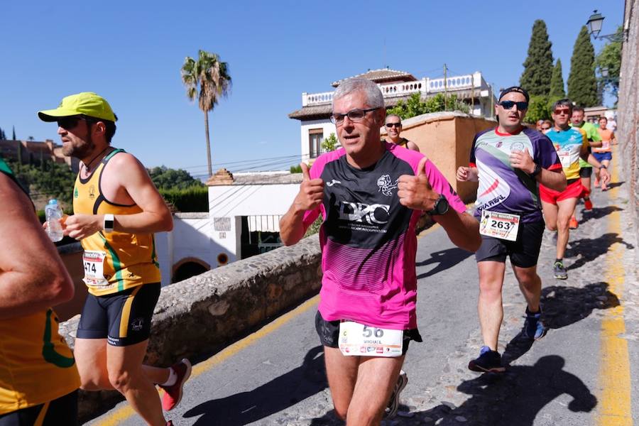 Un total de 13.1 kilómetros, dos menos que la pasada edición, y un desnivel acumulado de 207 metros de auténtica belleza por los barrios del Albaicín y el Sacromonte, dejando la Alhambra a la espalda, sin dejar de recorrer también los espacios más emblemáticos de la capital