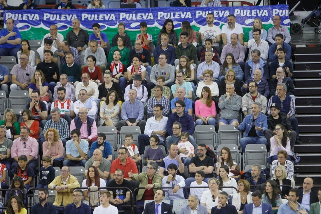 Aquí puedes ver una selección de las mejores imágenes de las gradas del Covirán-Iberojet Palma