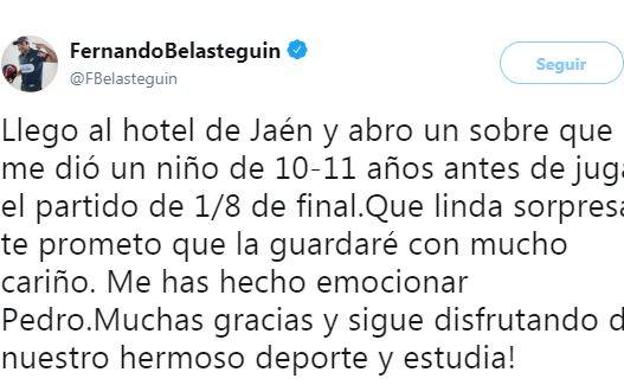 El jugador de pádel Fernando Belasteguín se emociona con la carta de un niño jienense