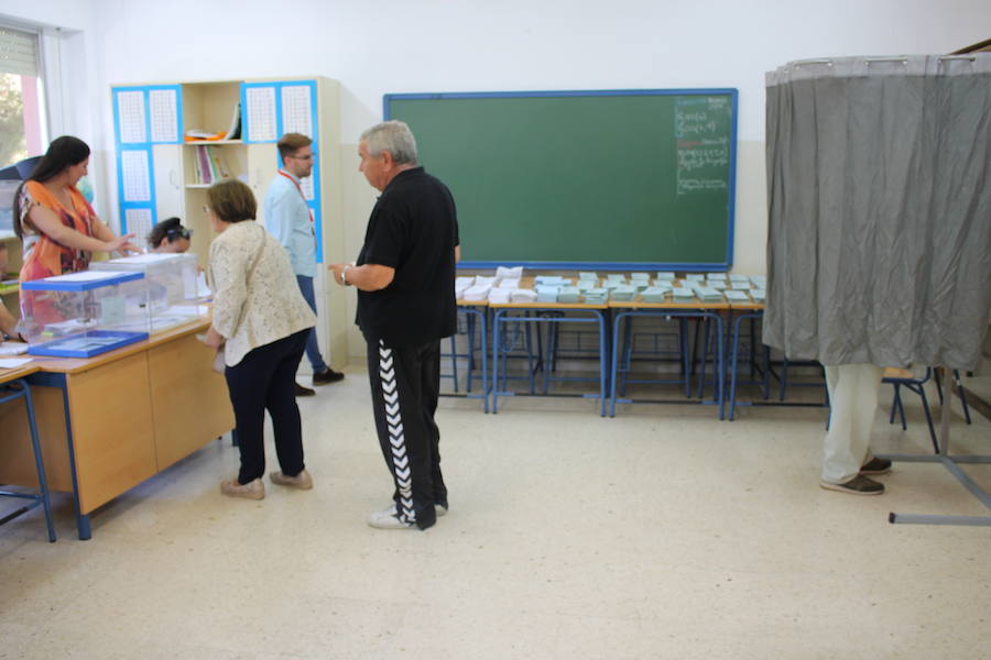 Fotos: Las imágenes de la jornada electoral en Almería