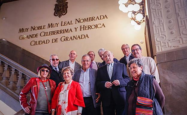 Acudieron a la cita once corporativos, entre ellos los portavoces de los cuatro partidos. 