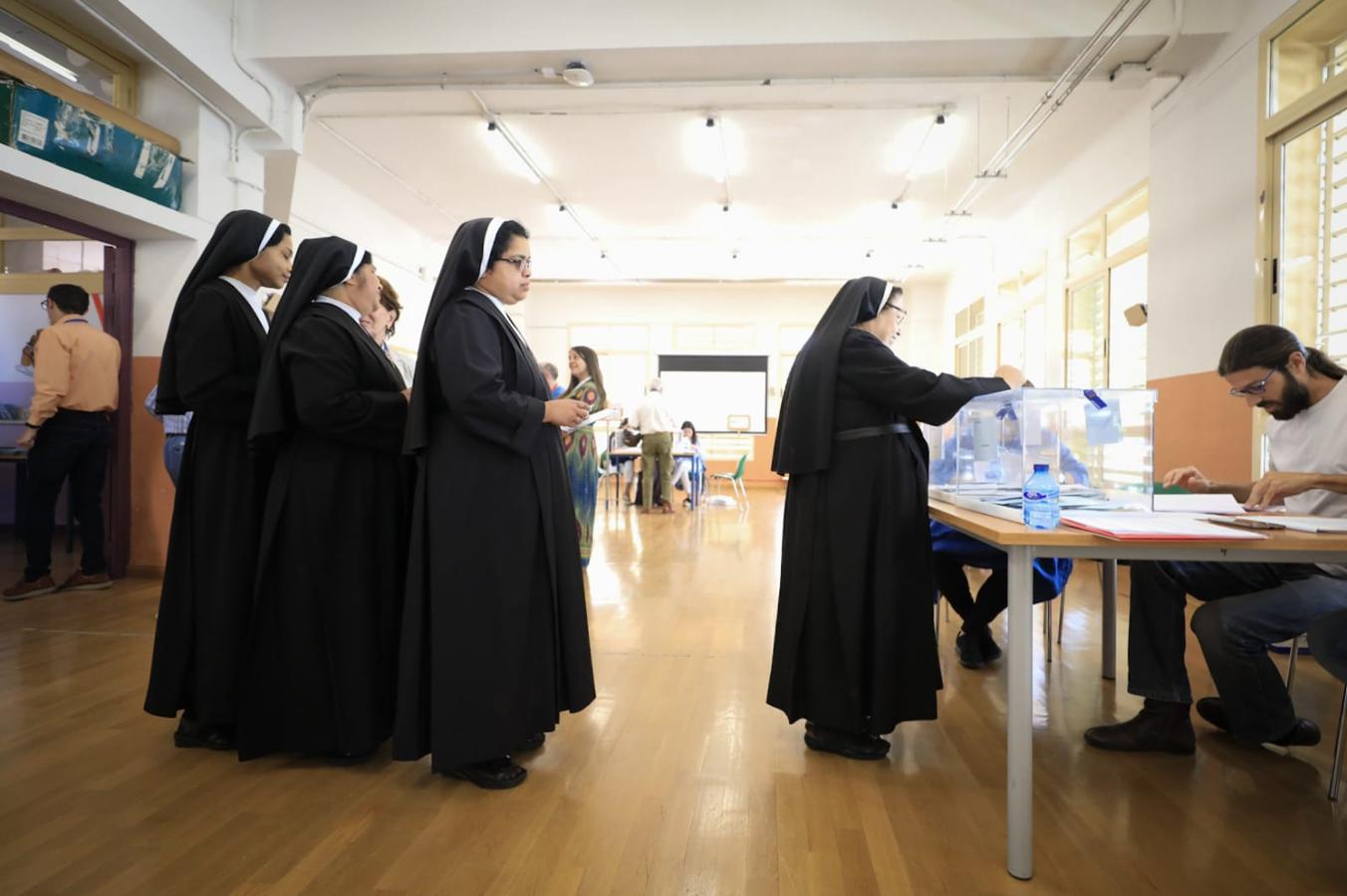 Votos en el Colegio de José Hurtado