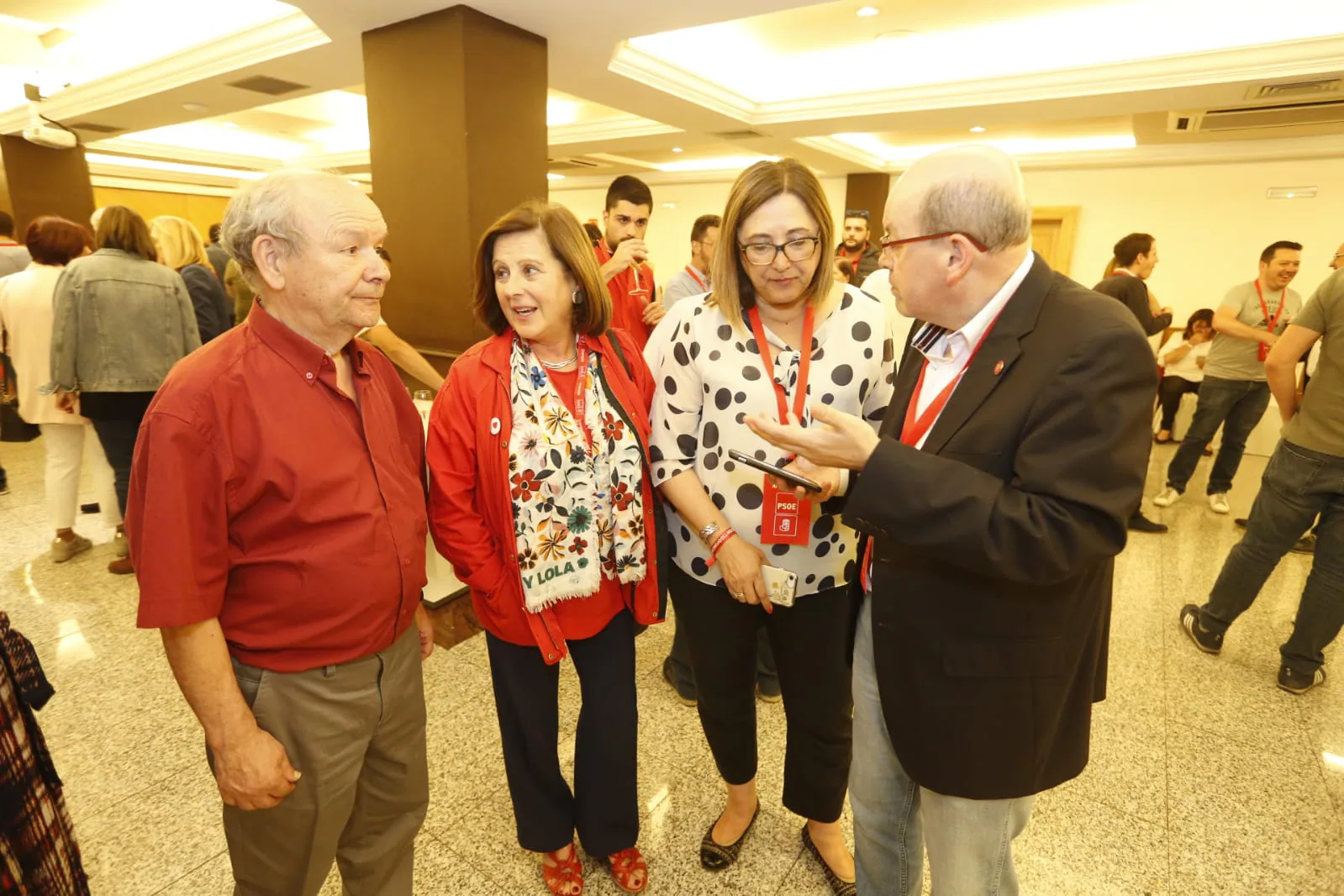 Ambiente en la sede del PSOE