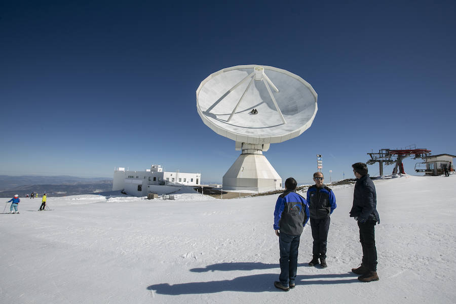 Fotos: Visita al radiotelescopio de Sierra Nevada