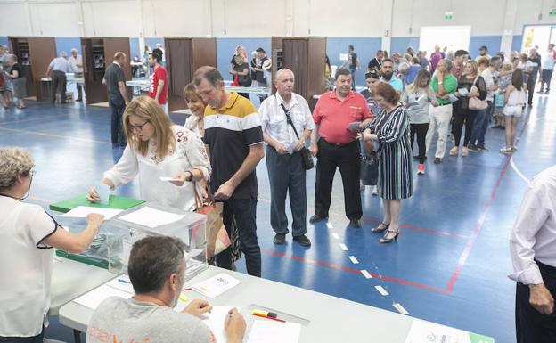 En Maracena, el PSOE volvió a ganar las elecciones con mayoría absoluta y Noel López seguirá como alcalde de la localidad.