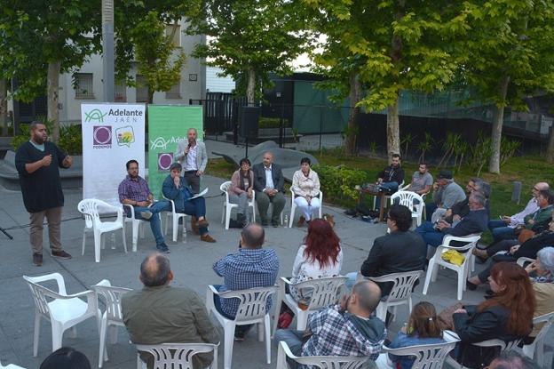 Acto en la pasada campaña electoral de Adelante Jaén, en la plaza Rosales del casco histórico.