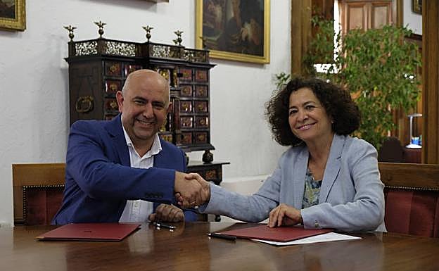 La UGR y Rossellimac impulsan un programa formativo pionero en Ceuta de desarrollo de contenidos digitales para la educación