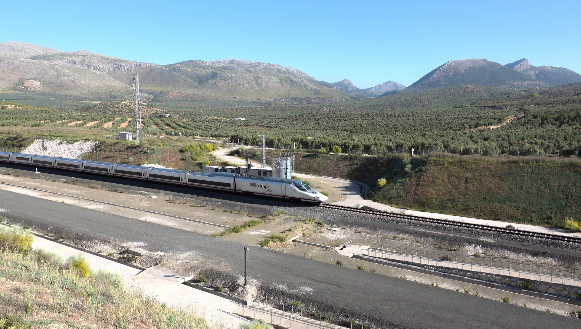 Los tests de fiabilidad avanzan con la previsión de completar los viajes entre Granada y Antequera en un tiempo inferior a los 50 minutos