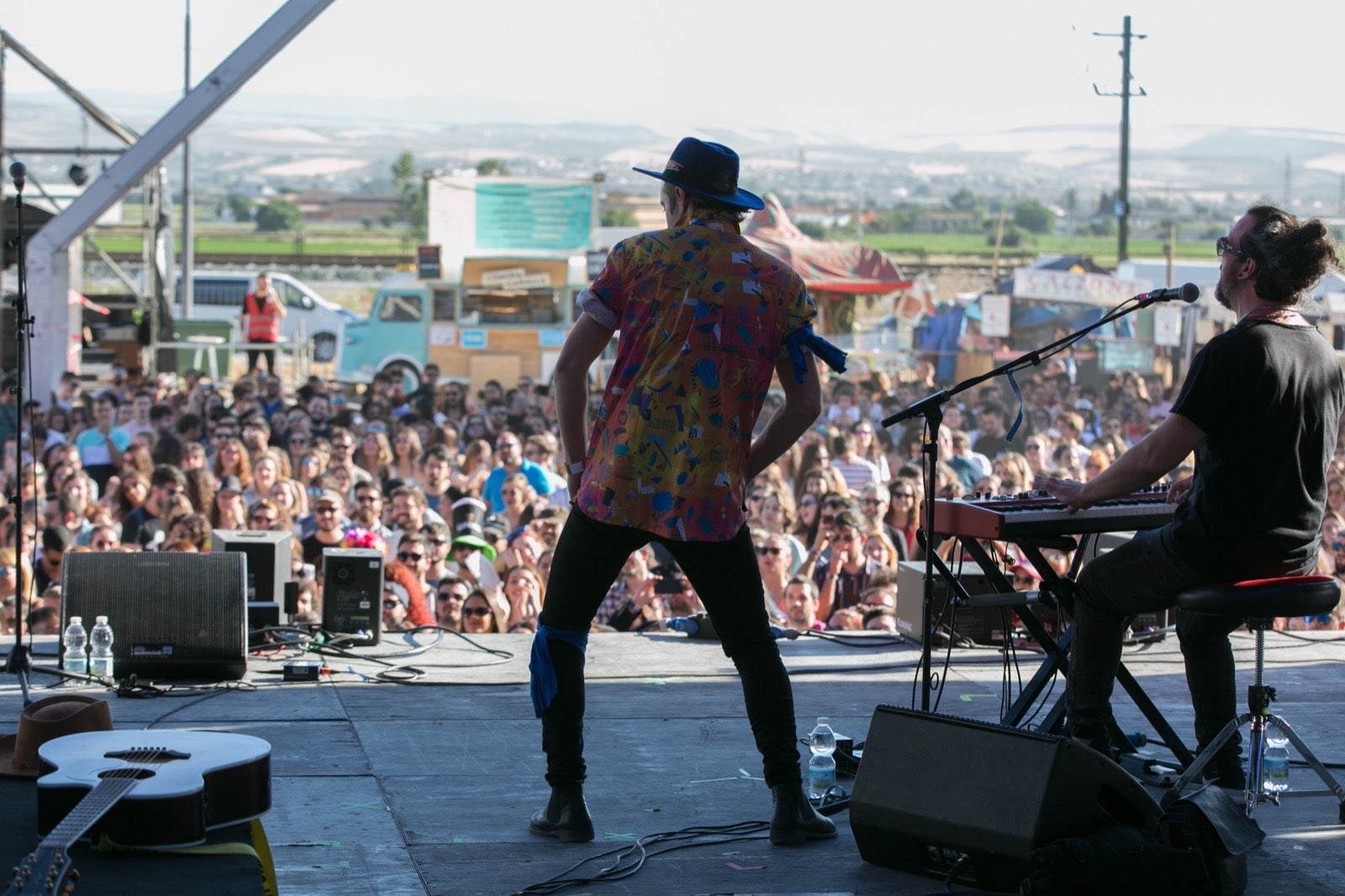 La organización espera cerrar esta edición con más de 30.000 visitantes disfrutando de dos días de música en el Cortijo del Conde