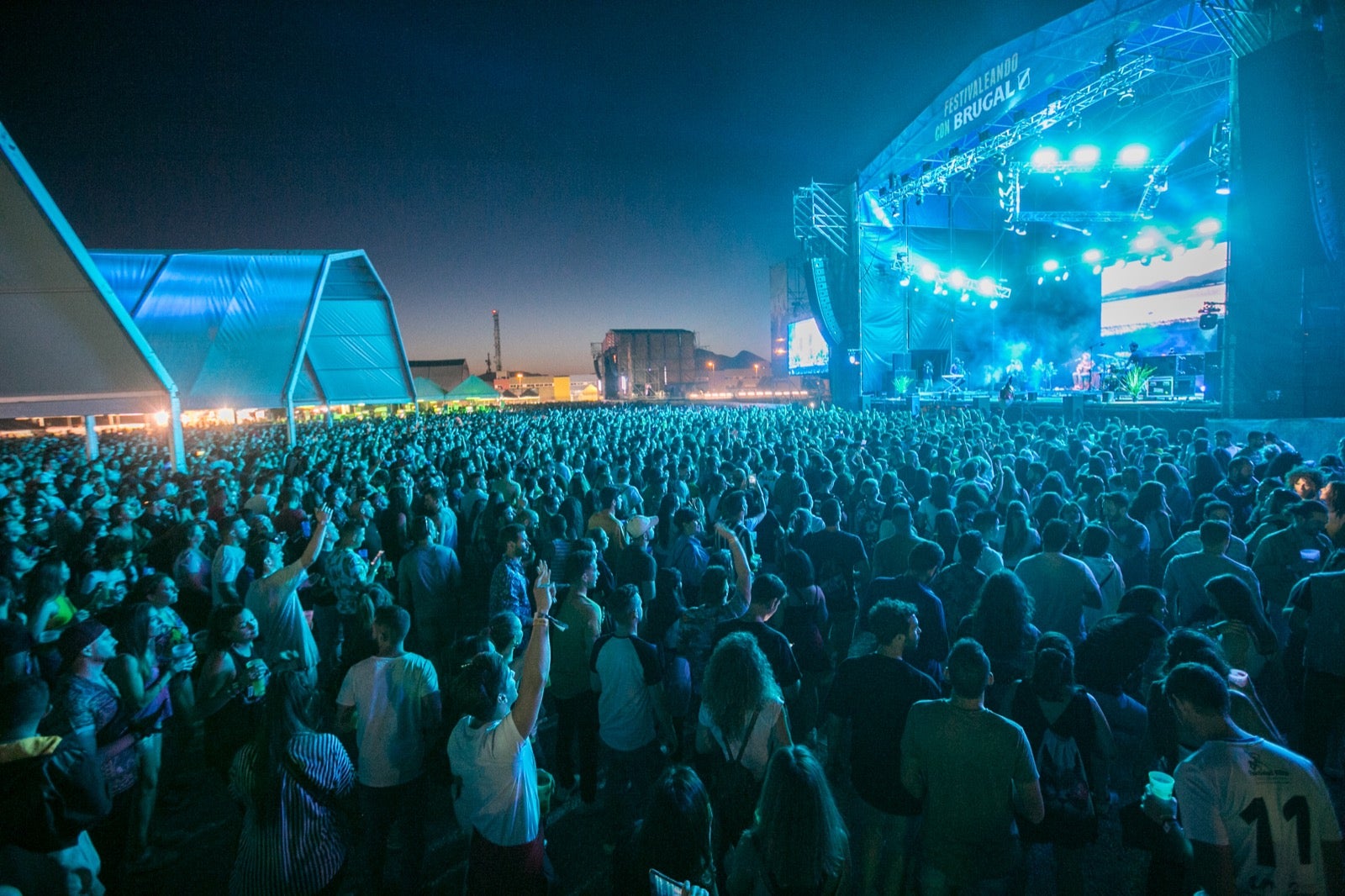 La organización espera cerrar esta edición con más de 30.000 visitantes disfrutando de dos días de música en el Cortijo del Conde