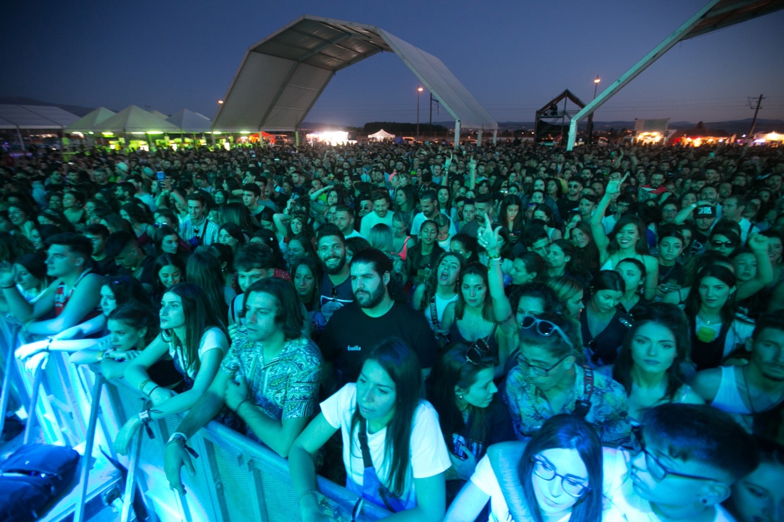 La organización espera cerrar esta edición con más de 30.000 visitantes disfrutando de dos días de música en el Cortijo del Conde