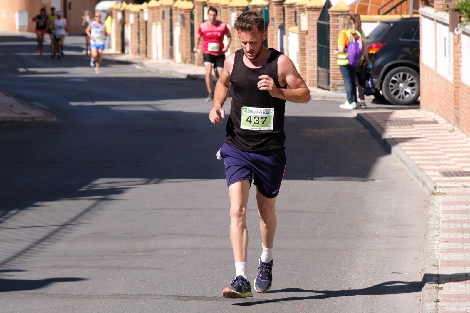 Con modalidades infantiles, una march-carrera y una prueba absoluta de 7 kilómetros, la carrera solidaria de Cájar ha celebrado su segunda edición con un gran ambiente