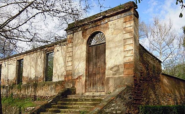 La Alhambra licita las obras para rehabilitar la antigua fachada del Carmen de Peñapartida