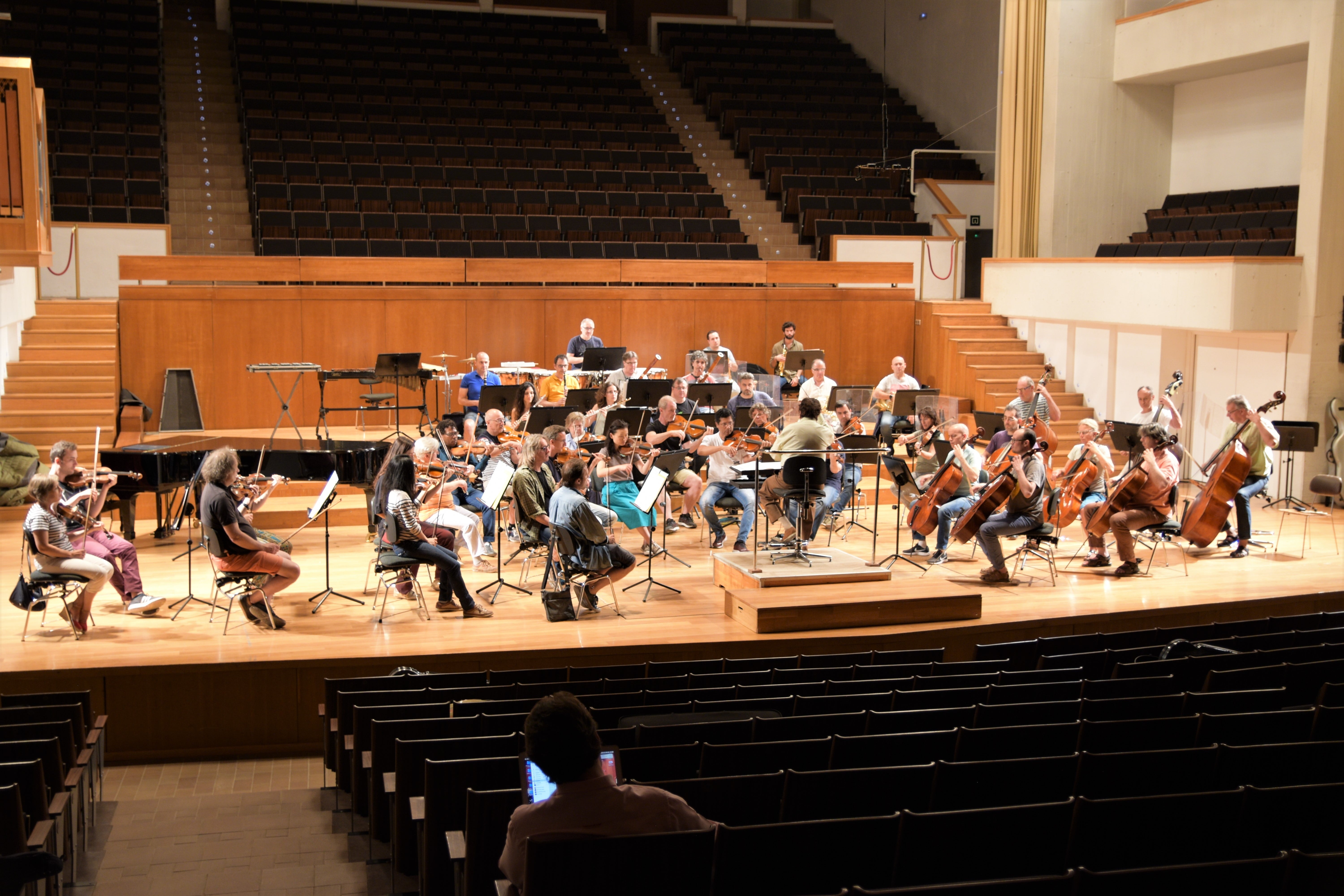 Vista general de la OCG en el Auditorio Manuel de Falla 