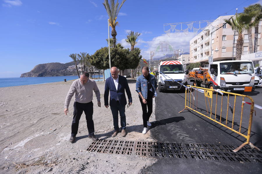 El presidente actual, Sergio García Alabarce, revisando obras en el paseo de La Herradura. 