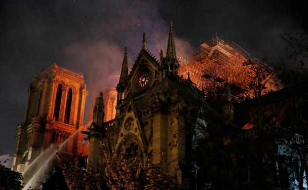 El ejemplo de la solidaridad con Notre Dame