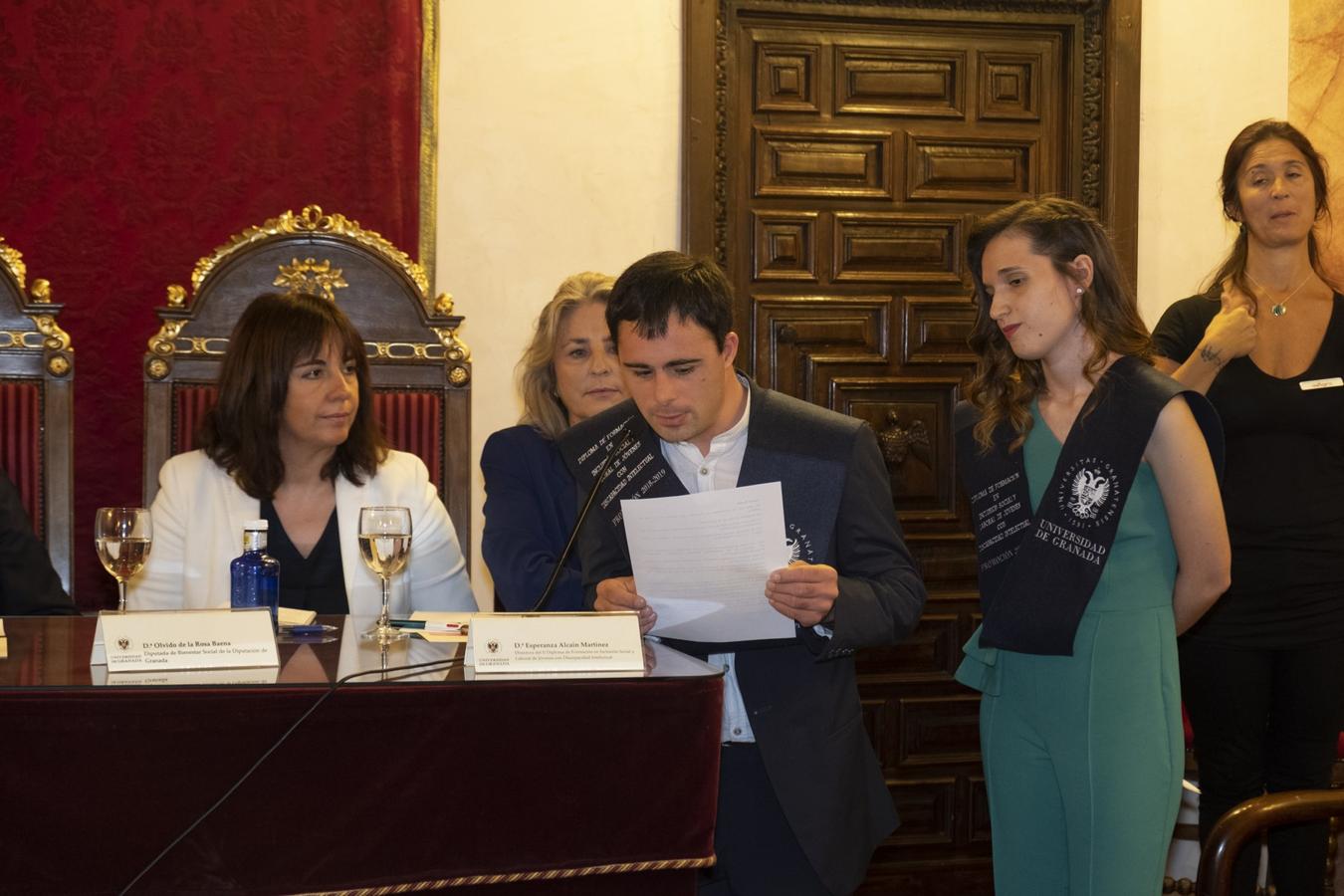 17 jóvenes con discapacidad intelectual finalizan su formación en la UGR