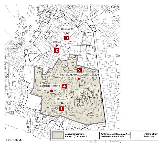 El nivel de ruido en fin de semana en algunas calles del centro de Almería supera en un 60% lo permitido