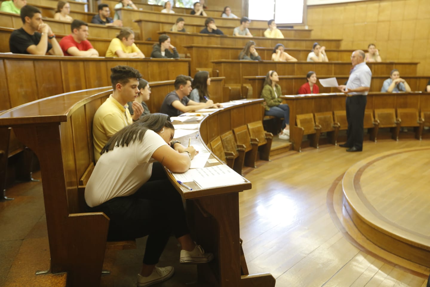 Más de seis mil estudiantes buscan su plaza en la universidad